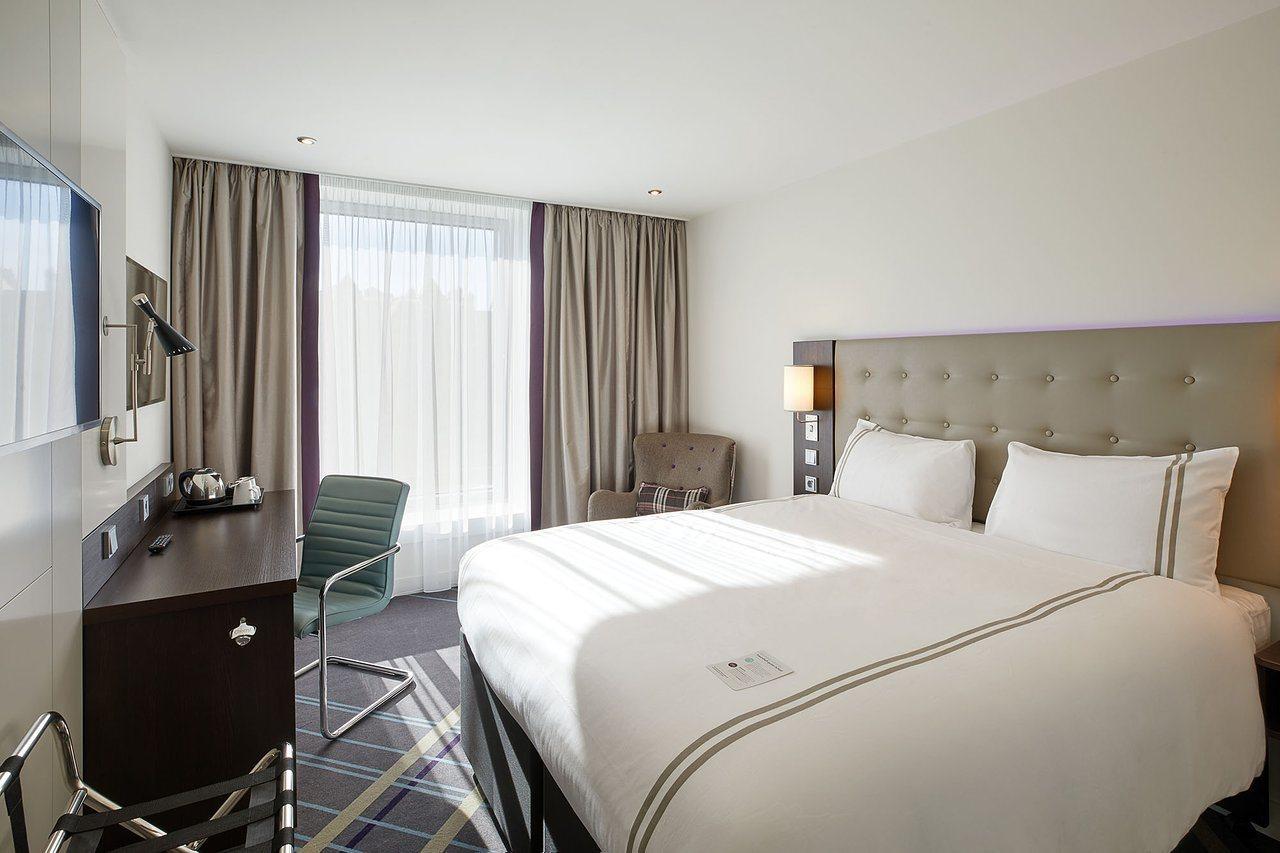 Premier Inn Hamburg City Экстерьер фото